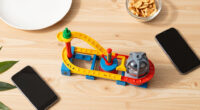 Learn How Chips Are Made With This Rollercoaster Tycoon-inspired Animation
